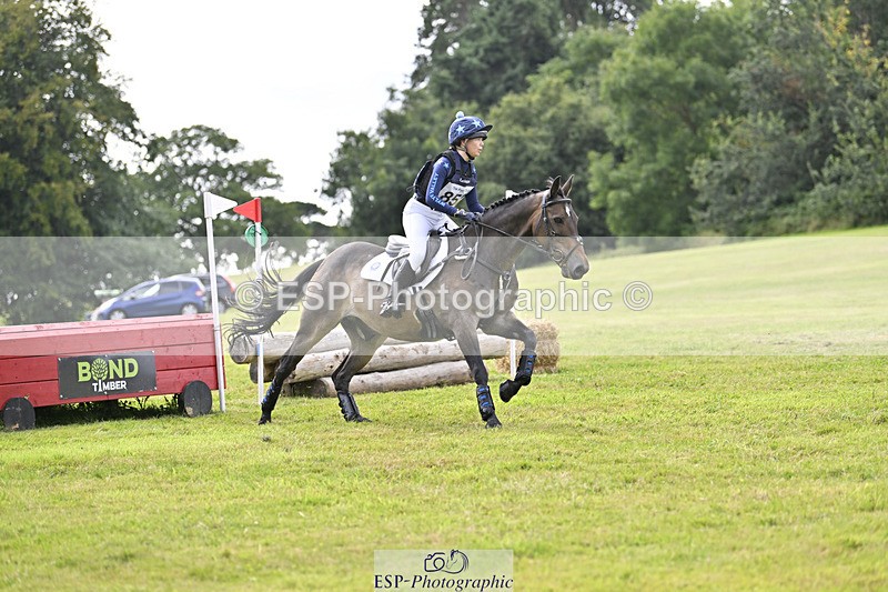 240825X-135817-34517 - 80cm XC 13.30 to 14.30