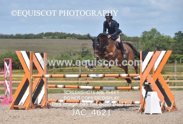 JAC_4621 - CLASS 7 Senior Foxhunter/ 1.20m Open