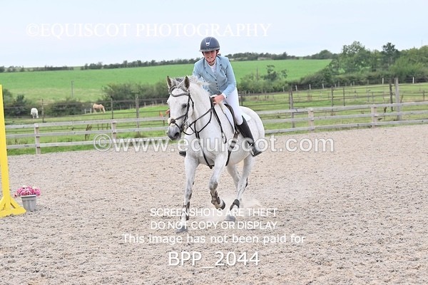 BPP_2044 - CLASS 18 Pony Foxhunter/ 1.10m Open