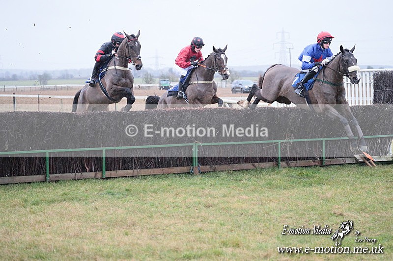 PtP 260125 38 - Cocklebarrow Point-to-Point racing with the Heythrop Hunt 26/01/25
