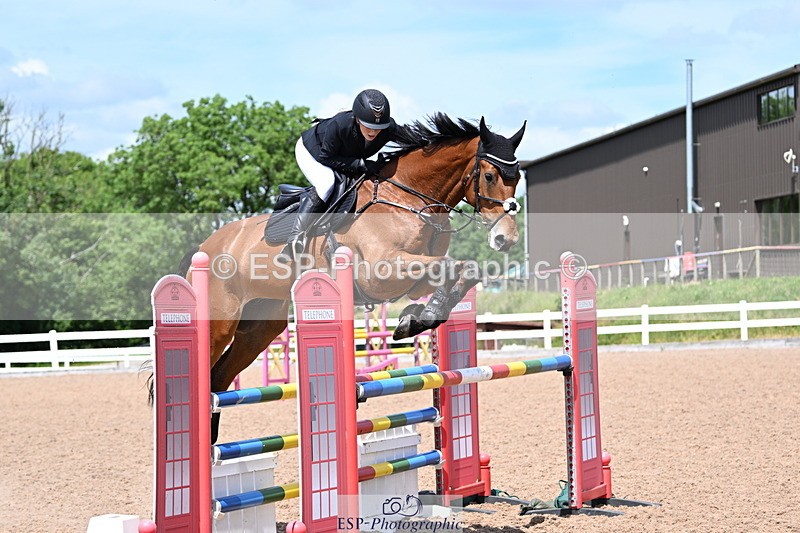 240619A-141348-00485 - Cls 4 Snr Newcomers and 1.10m Open