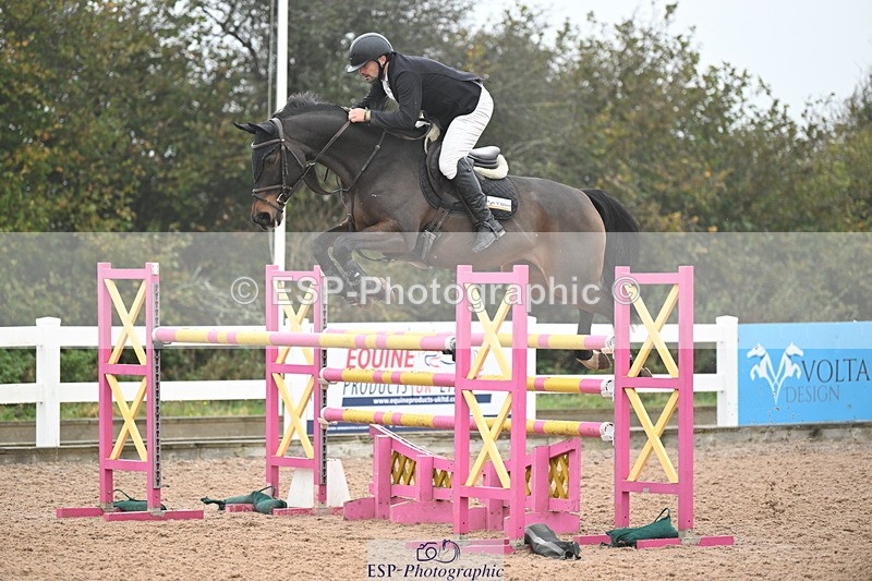 241102A-124748-04641 - SAT Cls 15 Foxhunter and 1.20m Open