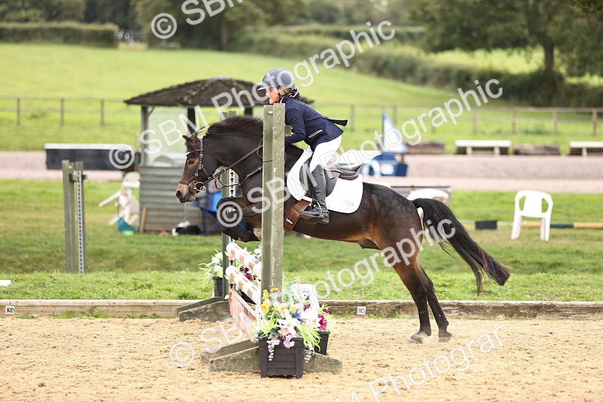 SBM_48939 - J9 - Junior Pony 70cm Championship