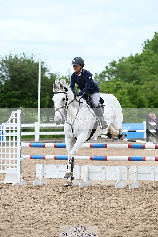 240609A-151204-06396 - Cls 27&28 85cm and 95cm Amateur Qualifier