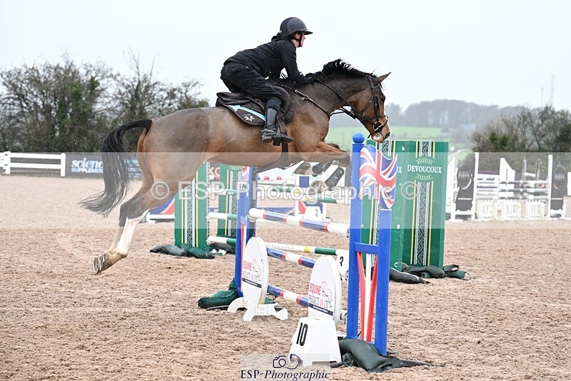 251205-123501-00501 - Cls 7 Snr Newcomers and 1.10m