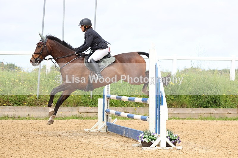 3E7A5920 - Class 4: Senior British Novice/90cm open