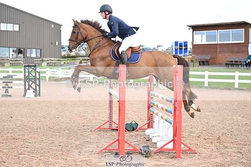 241023A-132100-00842 - Cls 3 Snr 1.05m