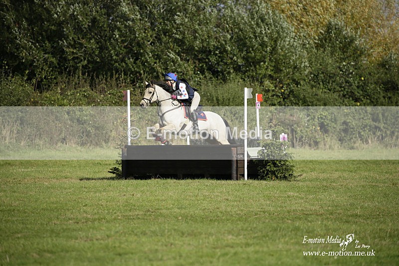  WWHT 171021 3016 - Intermediate (0.90m)  17/10/21