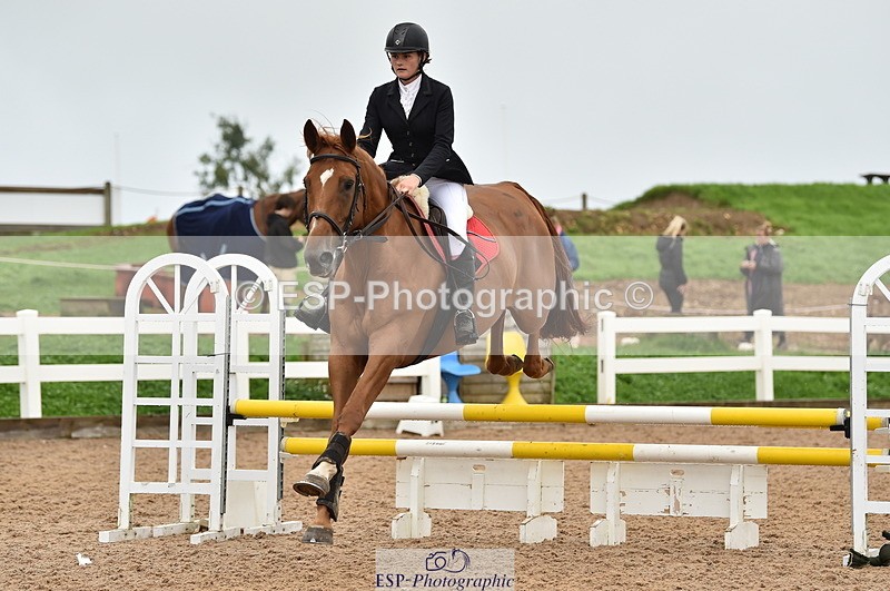 220829A-173628-00470 - 80cm Classes 5a 5b & 6