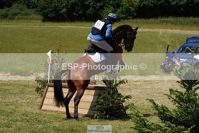 240629X-114610-1729 - 011-Katie_Ingram-HOLLYHATCH_HIGH_HOPES