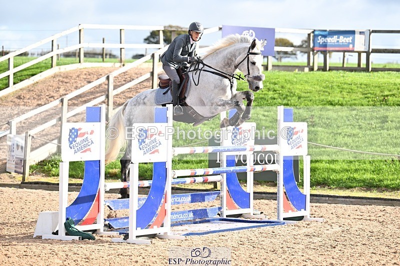 251005-101756-02723 - Cls 15 Foxhunter and 1.20m