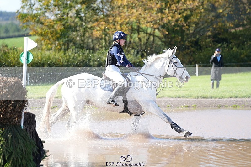 251024A-130214-10926 - B-153-Charlotte.Franck-Steier