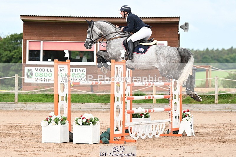 240721A-085322-16702 - Cls 20, 1 Star Gold Tour 1.35m