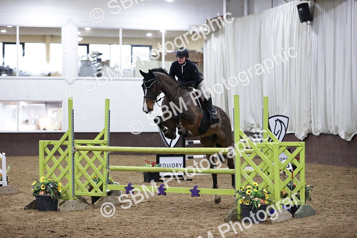 SBM_001136 - Class 4 - Senior Newcomers/ 1.10m Open