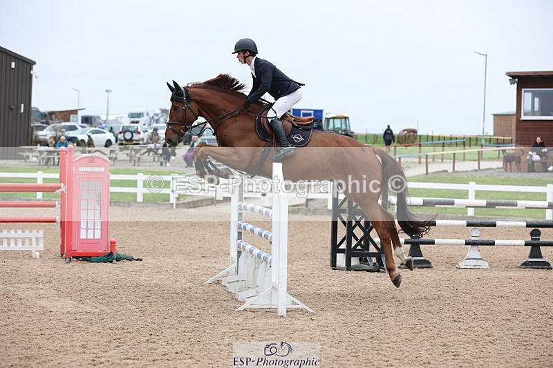 241101A-112114-01329 - FRI Cls 5 Newcomers and 1.10m Open