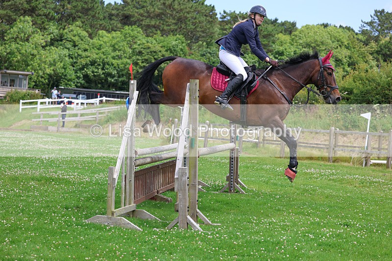 3E7A3580 - Class 6: Hawkins Motors Senior 1.00m Derby