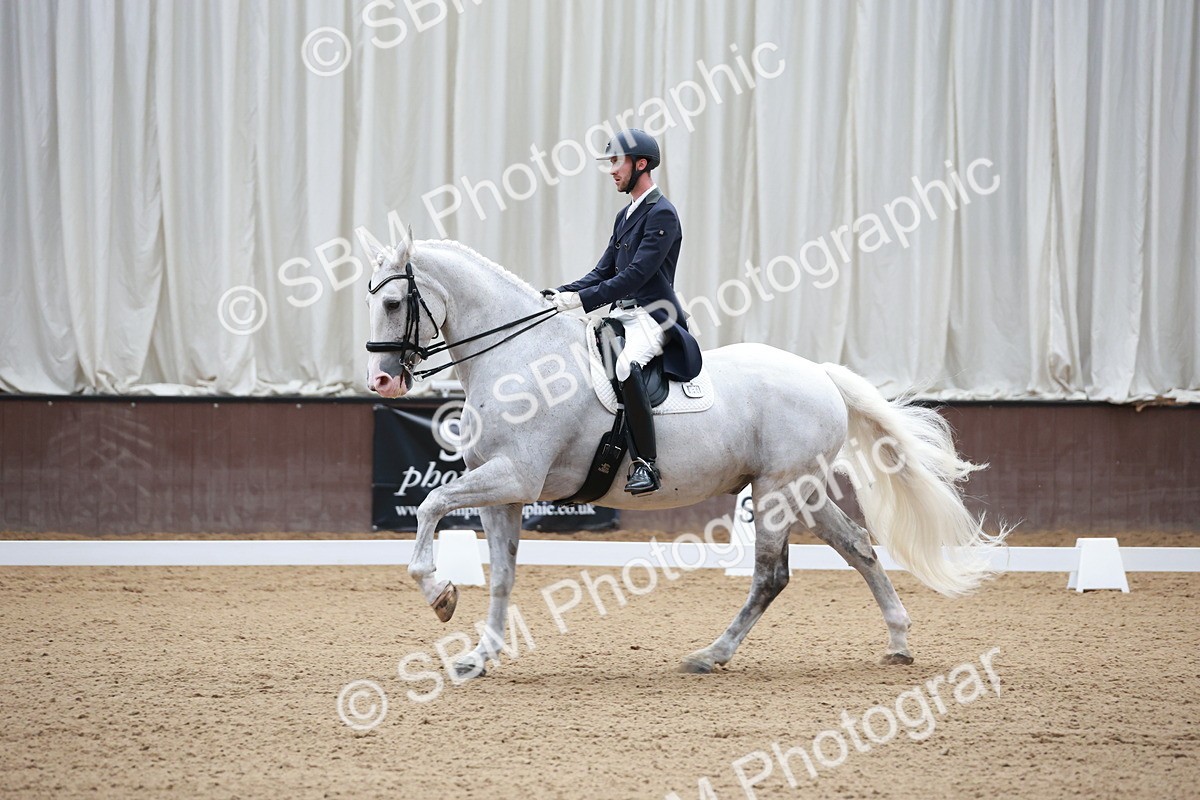 SBM_008647 - Class 14 - FEI PSG - 9.30-10.30