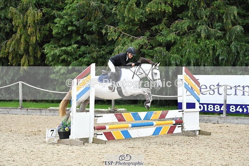 230820-125201-00726 - 70cm - Round 2