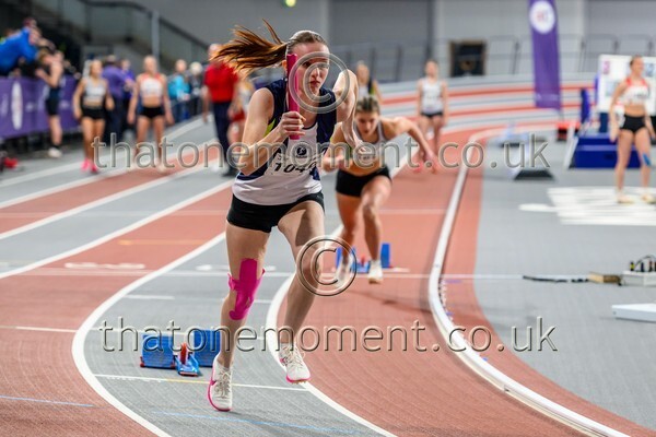 CombiMast25-914292 - Track Female Set One