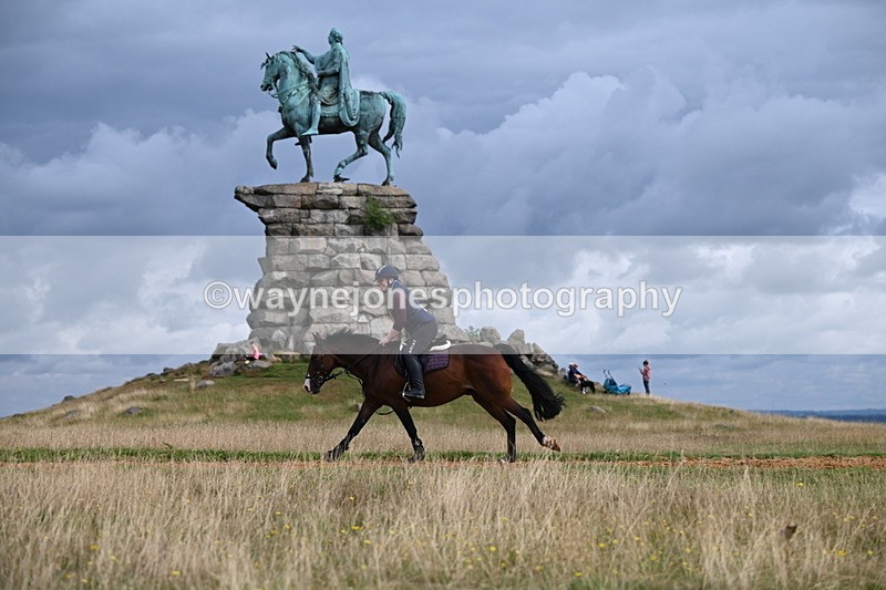DSC_4474 - Time at Statue 09:50 to 11:09