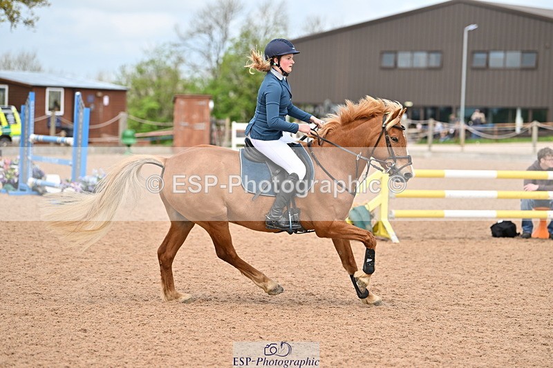 240506A-122810-08702 - Cls 5 Pony Foxhunter & 1.10m Open
