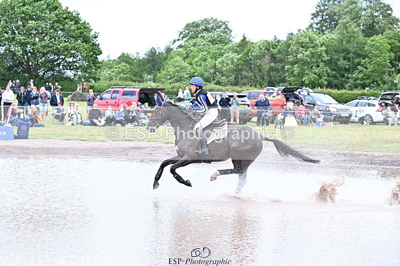 250525A-124752-16106 - D-452-Tiana.Coudray-COEUR.DE.L.ESPRIT.Z