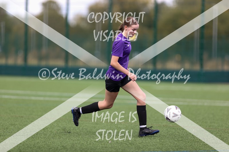 1DX30347 - 2025-09-13 FC Abbey Meads U17 Girls Purple V Cumnors U17 Girls