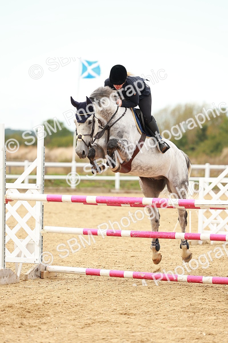 SBM_001657 - Class 4 - Senior Newcomers - 1.10m