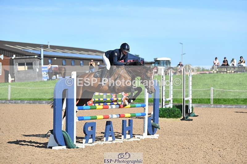 230903A-100759-03605 - Cls 12 95cm Amateur Quali