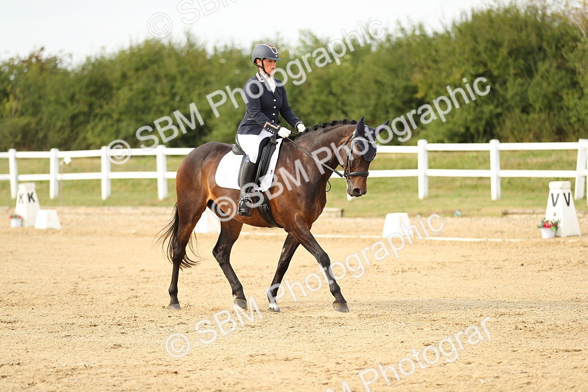 SBM_018485 - Class 14 - Novice 23 - 15.16-16.19