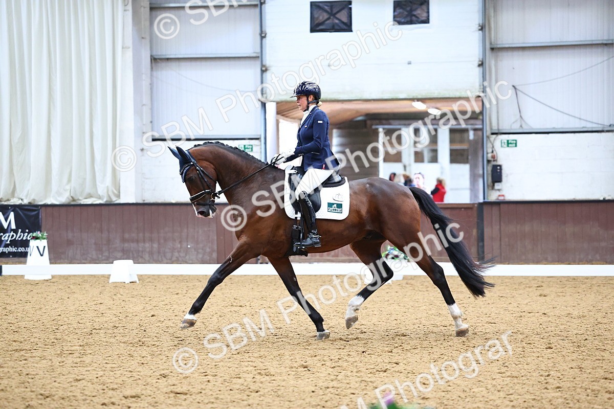 SBM_006564 - Class 5 - novice 6 - 12.04-13.07