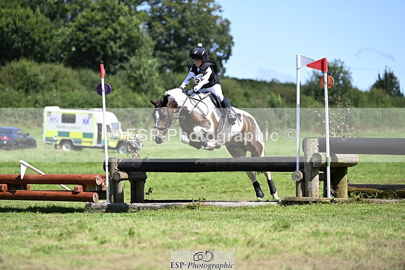 240811A-124936-03182 - 125-