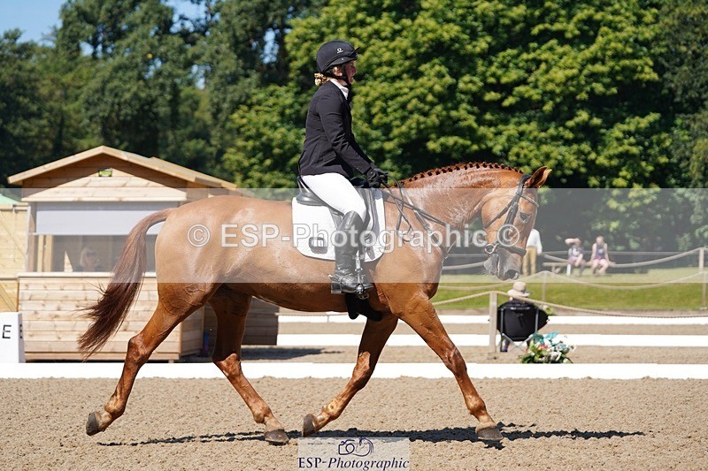 240719-102602-00546 - 204-Alana_Shapland-Forever_autumn_DS