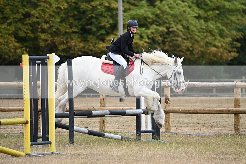 WJ6_0883 - Class 14 Intermediate Jumping 75cm