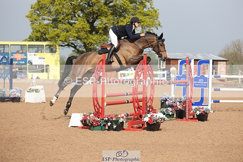 240511A-095935-11564 - Cls 33 Snr 1.20m Open