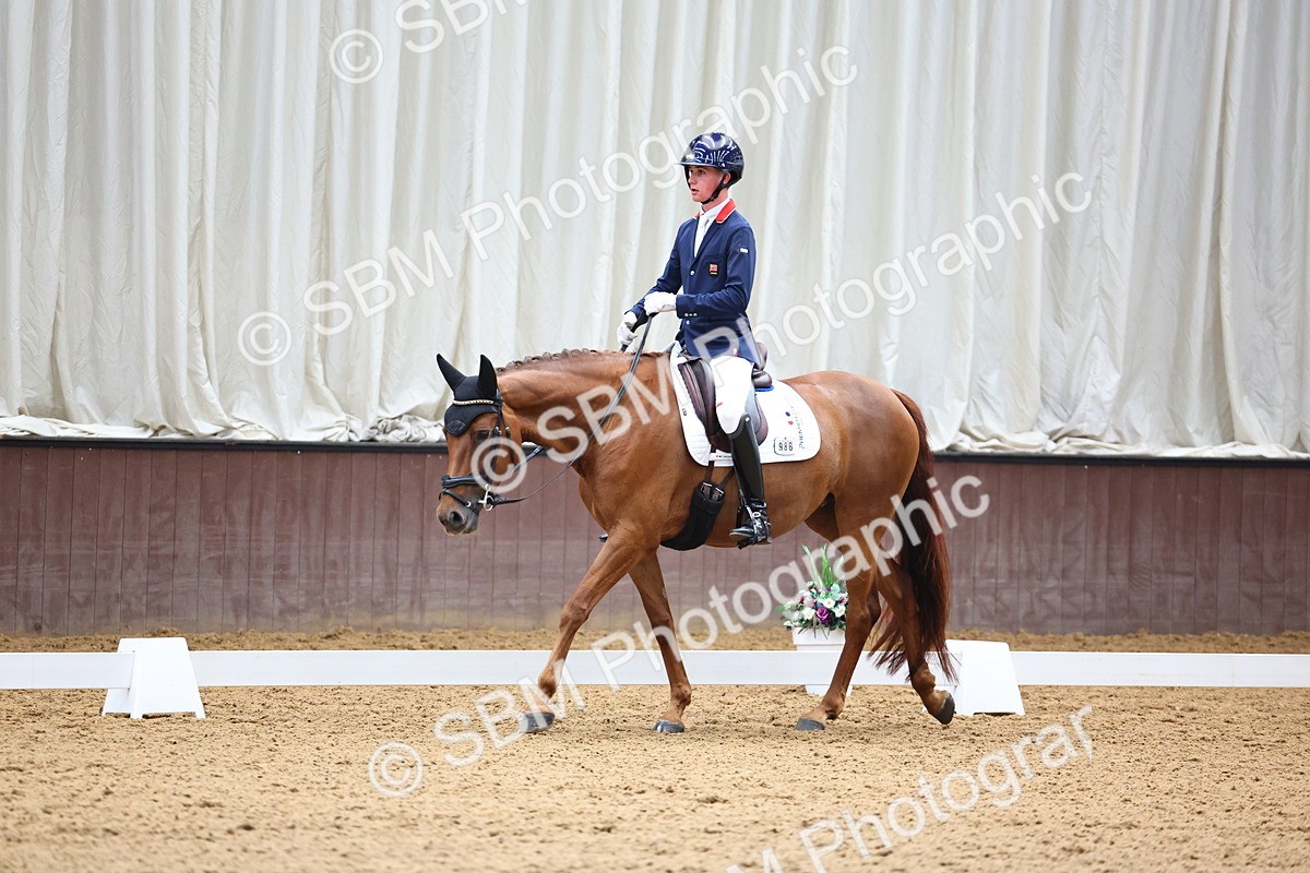 SBM_006062 - Class 5 - Novice 6 - 10.47-11.43