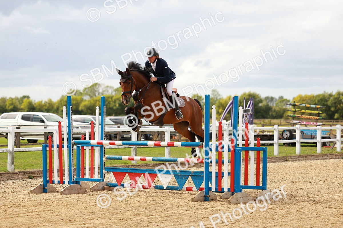 SBM_001351 - Class 4 - Senior Newcomers - 1.10m