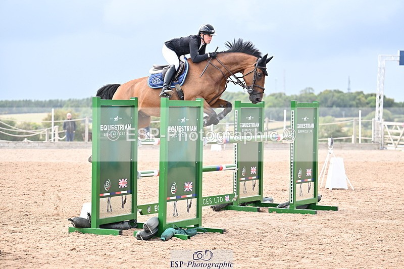 250827B-141725-00696 - Cls 6 Snr Fox 1.20m & Cls 7 1.30m