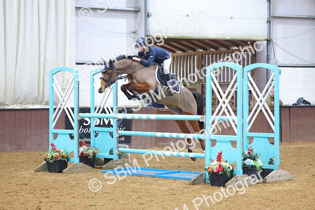 SBM_002024 - Class 15 - Senior Newcomers - First Round (1.10m)