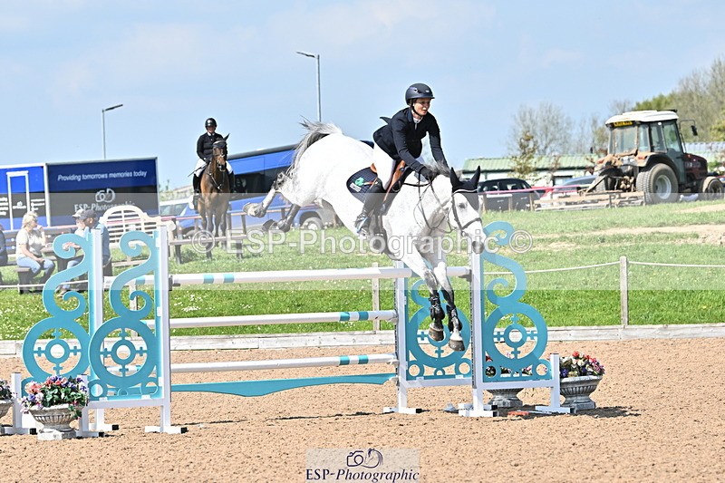 240509A-151225-02701 - Cls 11 National 1.40m Open