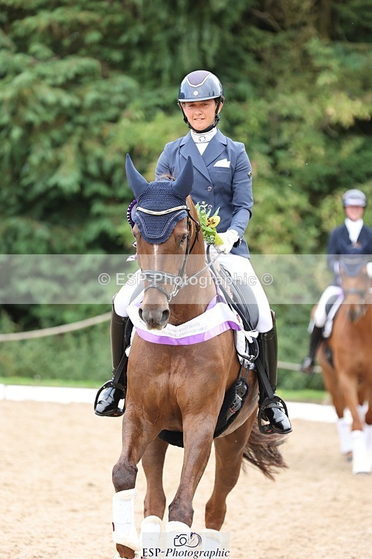 240810-170459-04533 - Elementary Silver