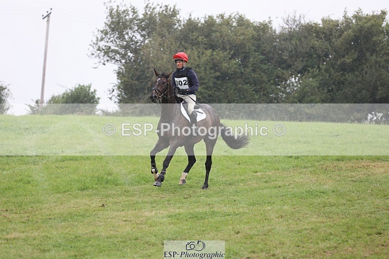 240901A-104507-06078 - 302-Rosie.Bradley-Hole-CAPABILITY.BROWN.II