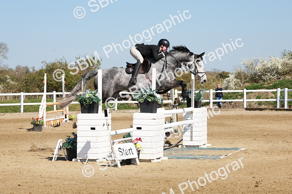 SBM_004556 - Class 17 - Senior Newcomers - 1.10m