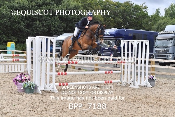 BPP_7188 - CLASS 4 Senior Newcomers/ 1.10m Open