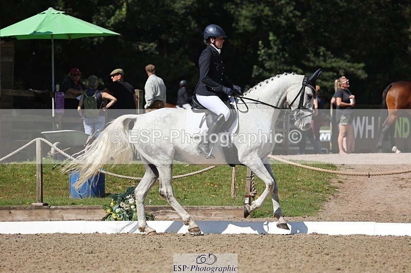 240719-103151-00717 - 198-Louisa_Jenkins-Rosnastraw_Silver_Lady