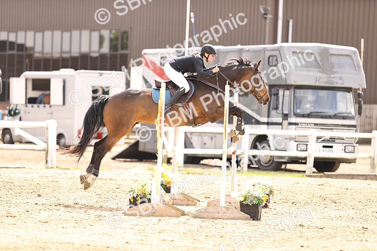 SBM_002073 - Class 10 - Senior British Discovery - 1.00m