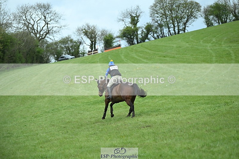 250419-151457-12179 - 717-Helen.Buckland-LIVERMORES.MIDNIGHT.DIAMOND