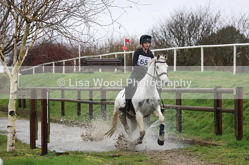 3E7A7086 - Class 2: 80cm Part 1