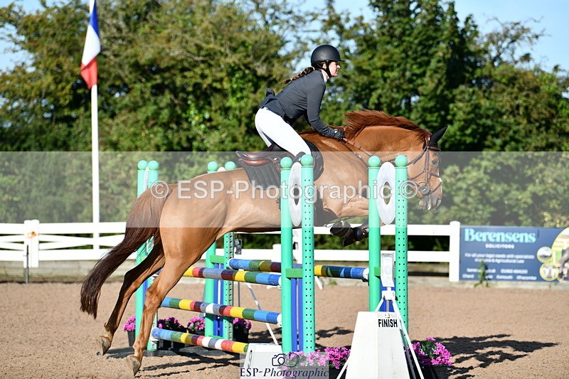 240913A-090517-02840 - Cls 20 Snr British Novice and 90cm Open