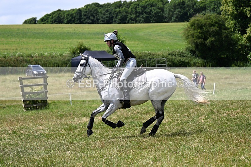 240630X-135617-7849 - 332-Emma_Farrar-HER_NAME_IS_LOLA